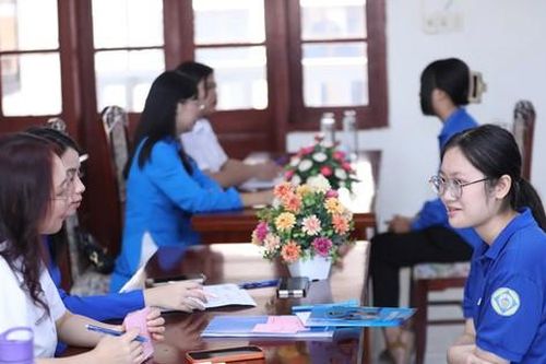 Sôi nổi Hội thi Olympic tiếng Anh giới trẻ Lạng Sơn năm 2024
