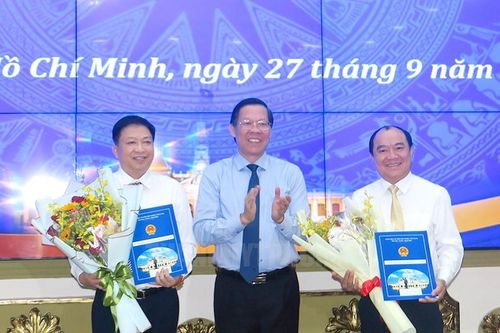 TPHCM bổ nhiệm, điều động hàng loạt cán bộ chủ chốt