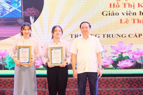 17 dự án được trao giải tại Cuộc thi ý tưởng khởi nghiệp giáo dục nghề nghiệp