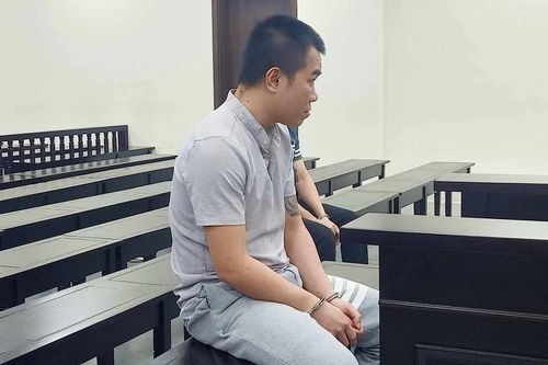 Hà Nội: 17 năm tù cho đối tượng nuốt ma túy để phi tang