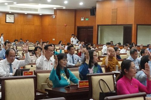 HĐND TP Hồ Chí Minh thông qua Nghị quyết về vùng được phép nuôi chim yến