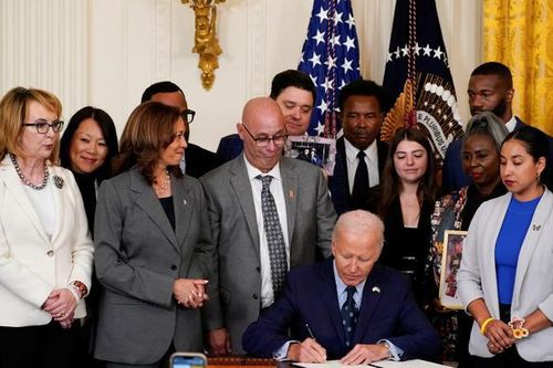 Ông Biden ký sắc lệnh quan trọng về phòng chống xả súng tại Mỹ