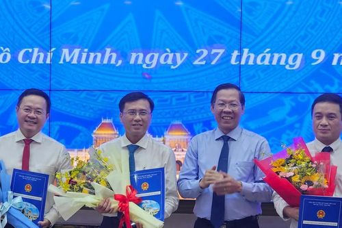 TPHCM: Luân chuyển, điều động nhiều lãnh đạo chủ chốt
