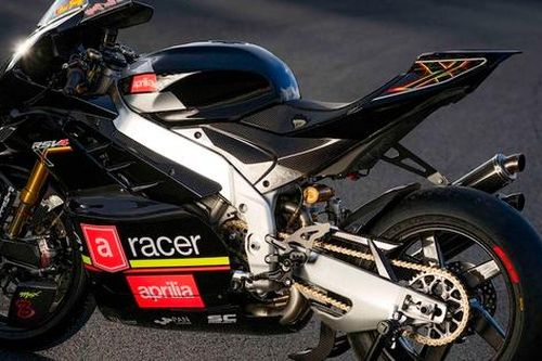 Aprilia mang công nghệ xe đua lên mẫu xe mô tô mới