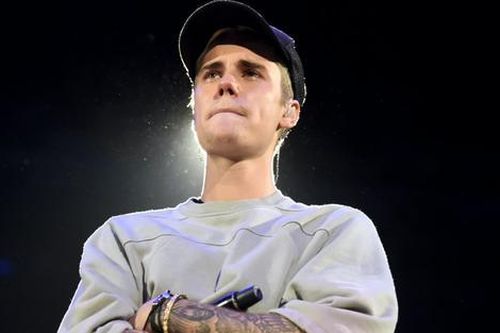 Khán giả tràn vào MV của Justin Bieber sau khi Sean 'Diddy' Combs bị bắt