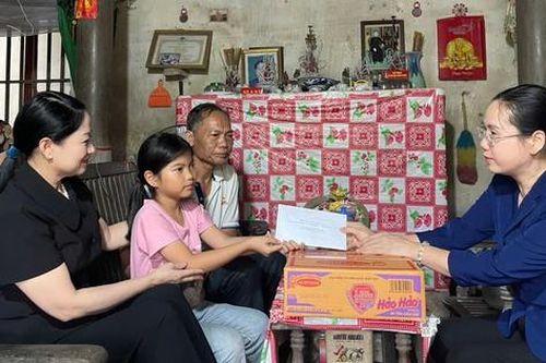 Hội LHPN Hưng Yên: Hỗ trợ trên 1.000 phụ nữ, trẻ em có hoàn cảnh khó khăn