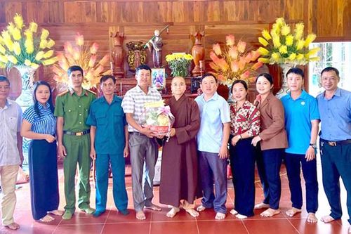 Điển hình trong vận động Nhân dân giữ gìn an ninh trật tự