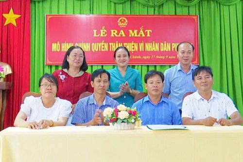 UBND xã Bình Chánh ra mắt mô hình 'Chính quyền thân thiện vì Nhân dân phục vụ'
