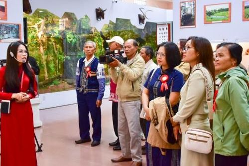 Gìn giữ và phát huy bản sắc văn hóa các dân tộc