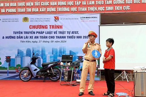 Tuyên truyền pháp luật về trật tự an toàn giao thông