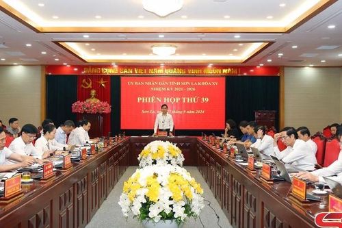 Phiên họp thứ 39, UBND tỉnh khóa XV