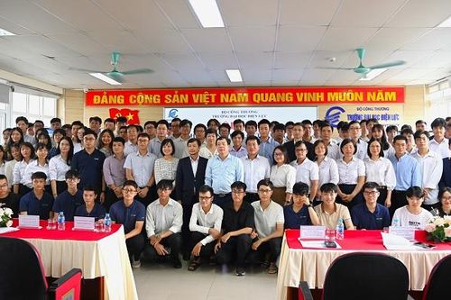 EPU - Khơi dậy đam mê nghiên cứu khoa học trong sinh viên ngành kỹ thuật điện