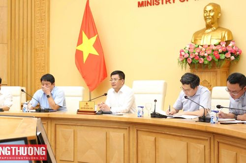 Sớm áp dụng cơ chế tính giá điện hai thành phần