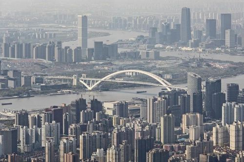 Gói kích cầu kinh tế của Trung Quốc, táo bạo nhưng chưa toàn diện?