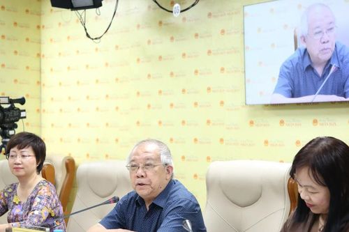 Đưa tiếng Anh trở thành ngôn ngữ thứ hai trong trường học: 'Cần từng bước thí điểm rồi mới nhân rộng'