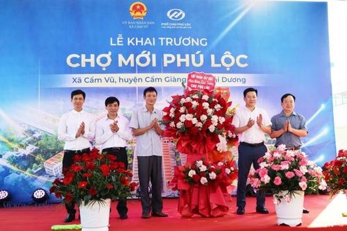Hải Dương: Huyện Cẩm Giàng khai trương chợ mới Phú Lộc
