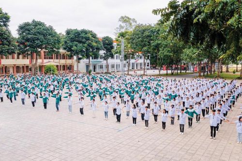 Ưu tiên nguồn lực cho phát triển giáo dục, văn hóa thông tin