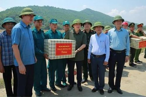 Khẩn trương khôi phục hạ tầng xã hội thiết yếu bị ảnh hưởng bởi bão lũ