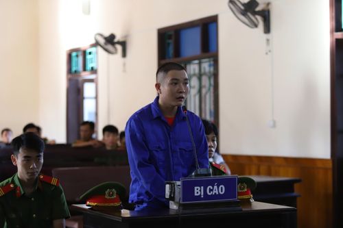 Tranh cãi chuyện câu cá khi ngồi nhậu, nam thanh niên đâm chết bạn