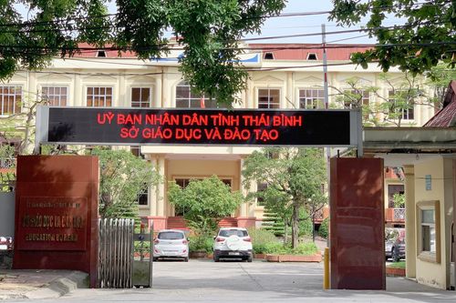 Lùm xùm thi lớp 10 ở Thái Bình: Cách chức Giám đốc Sở GD&ĐT