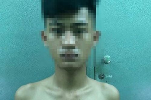 Xác minh đối tượng đánh nam sinh lớp 11 ngay trước cổng trường