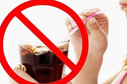 Loại đồ uống quen thuộc làm tăng cơn đau bụng kinh, chị em nên tránh