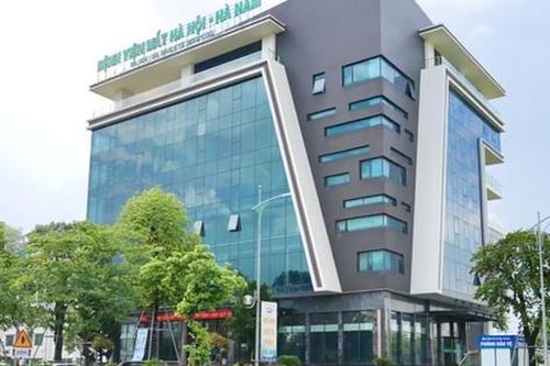 Bệnh viện đầu tiên của tỉnh Hà Nam được cấp phép mổ cận thị