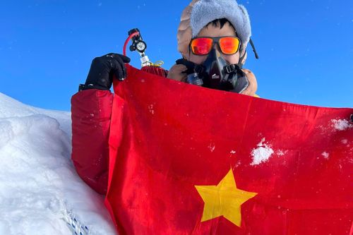 Tôi chinh phục đỉnh Manaslu cao 8.163 m