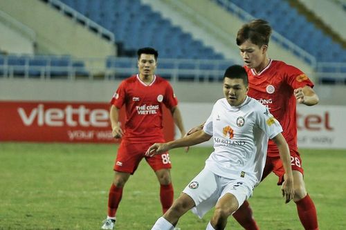 Chơi hơn người, Hoàng Đức và đồng đội vẫn nhận thất bại tại Mỹ Đình