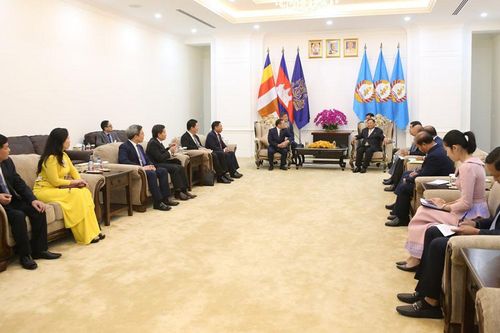 Đoàn đại biểu Ban Tuyên giáo Trung ương thăm và làm việc tại Campuchia