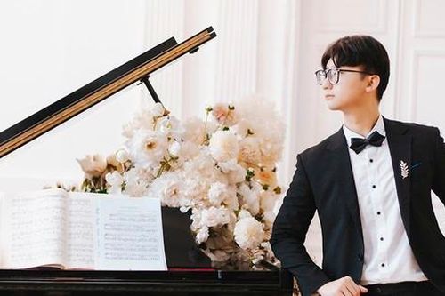 Hành trình theo đuổi âm nhạc cổ điển của chàng nghệ sĩ Piano 9X tài năng