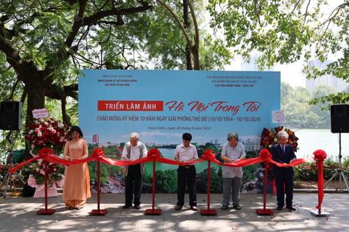 Triển lãm ảnh với chủ đề 'Hà Nội trong tôi'