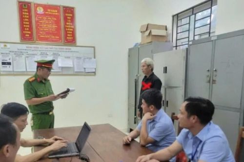 Bắt tạm giam đối tượng chém bị thương em trai, em dâu và vợ