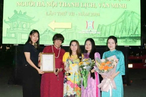 Báo Pháp luật Việt Nam nhận Giải báo chí về phát triển văn hóa và xây dựng người Hà Nội thanh lịch, văn minh