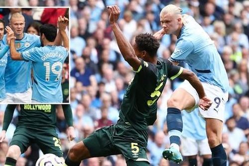 Giật mình với khoảng cách ngày càng lớn giữa những đội nhóm đầu và nhóm cuối Premier League
