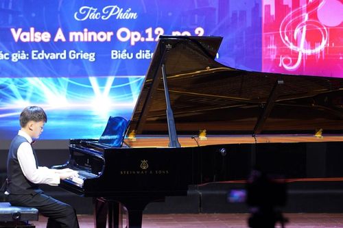 NSND Trung Hiếu làm giám khảo khách mời Festival Piano Talent 2025