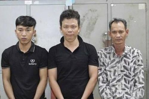 Tạm giữ 4 đối tượng cướp giật 470 tờ vé số của người khuyết tật