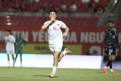 Vòng loại U20 châu Á: Việt Nam thắng đậm, 3 đội sớm vào Vòng chung kết