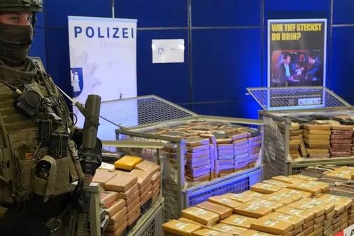 Đức thu giữ 2 tấn cocaine trị giá 112 triệu USD tại cảng Hamburg