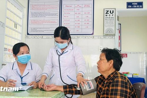Bài 3: Những cam kết chính trị để y tế cơ sở làm tròn vai 'người gác cổng'