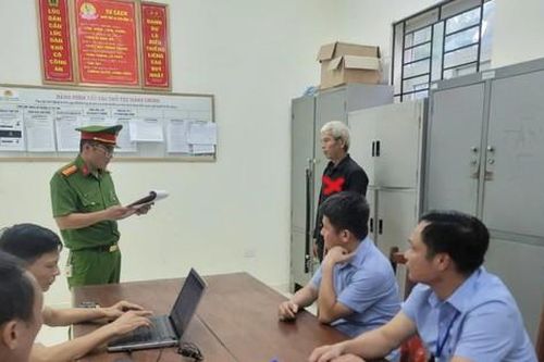 Bắt tạm giam kẻ 'xuống tay' với vợ chồng em trai để điều tra hành vi giết người