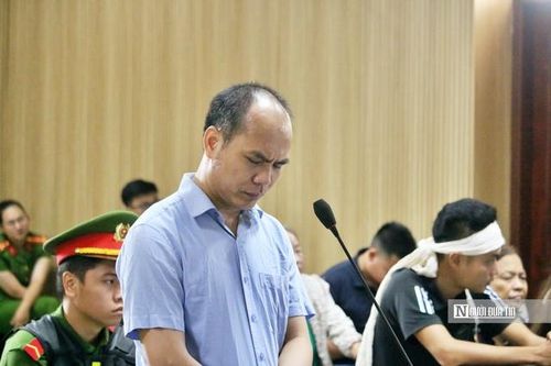 Nhiều bất đồng tại phiên xét xử vụ giết người do mâu thuẫn chơi tổ tôm ở Nam Định