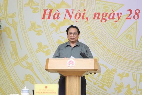 Thủ tướng yêu cầu xây dựng lại nhà cửa cho hộ dân mất nhà do bão lũ trước 31/12