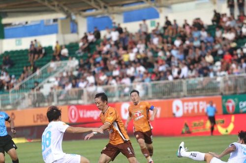 Hoàng Anh Gia Lai chia điểm trong trận cầu không bàn thắng