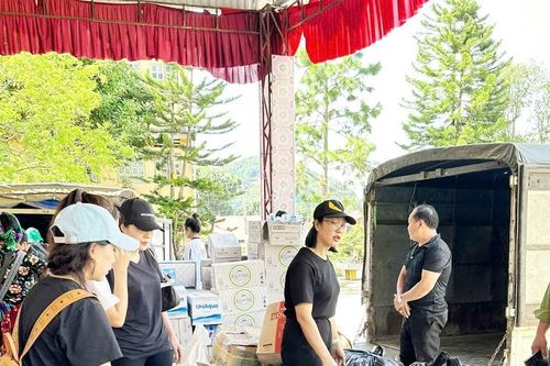 Huyện Si Ma Cai tiếp nhận ủng hộ khắc phục hậu quả thiên tai gần 29 tỷ đồng
