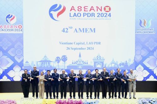 Thứ trưởng Nguyễn Hoàng Long tham dự Hội nghị Bộ trưởng Năng lượng ASEAN lần thứ 42