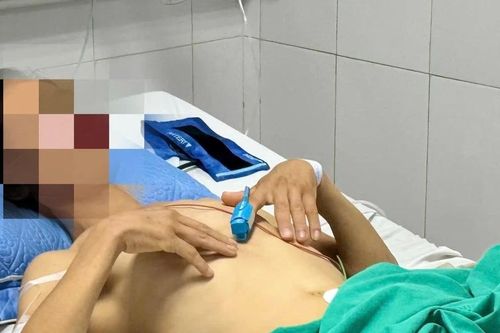 Người đàn ông suýt tử vong sau 18 ngày nhịn ăn, chỉ uống nước ion kiềm pha muối