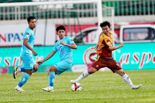 Vòng 3 V.League 2024-2025: Hoàng Anh Gia Lai đối đầu đương kim vô địch Nam Định