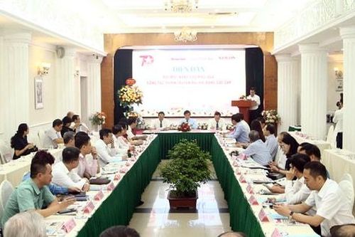Diễn đàn 'Đổi mới, nâng cao hiệu quả công tác tuyên truyền đại hội Đảng các cấp'