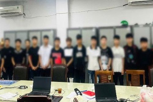 Hoàn Kiếm: Tạm giữ nhóm thanh niên mang hung khí đánh nhau, gây rối trật tự công cộng